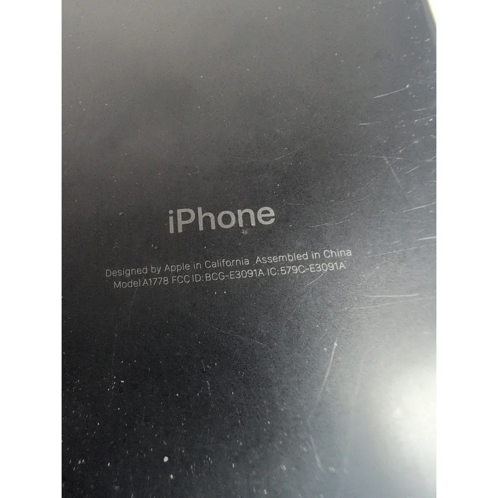 Apple iPhone 7 A1778 32GB Black Touchscreen Smartphone